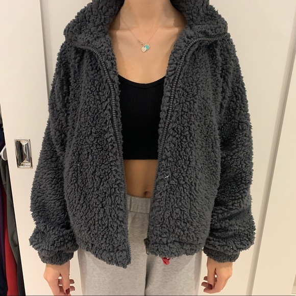 Urban Outfitters Jackets & Blazers - Urban outfitters fluffy jacket